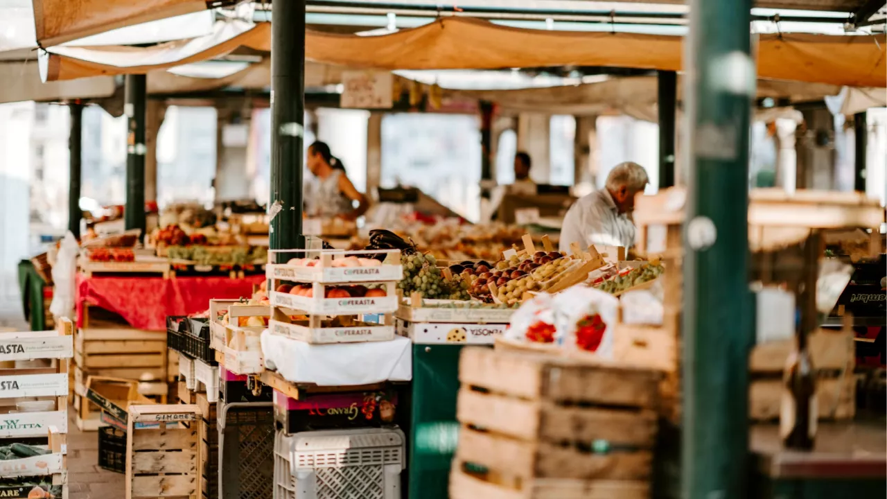 Anticipazione del mercato ortofrutticolo dal 15 agosto al 14 agosto 2026